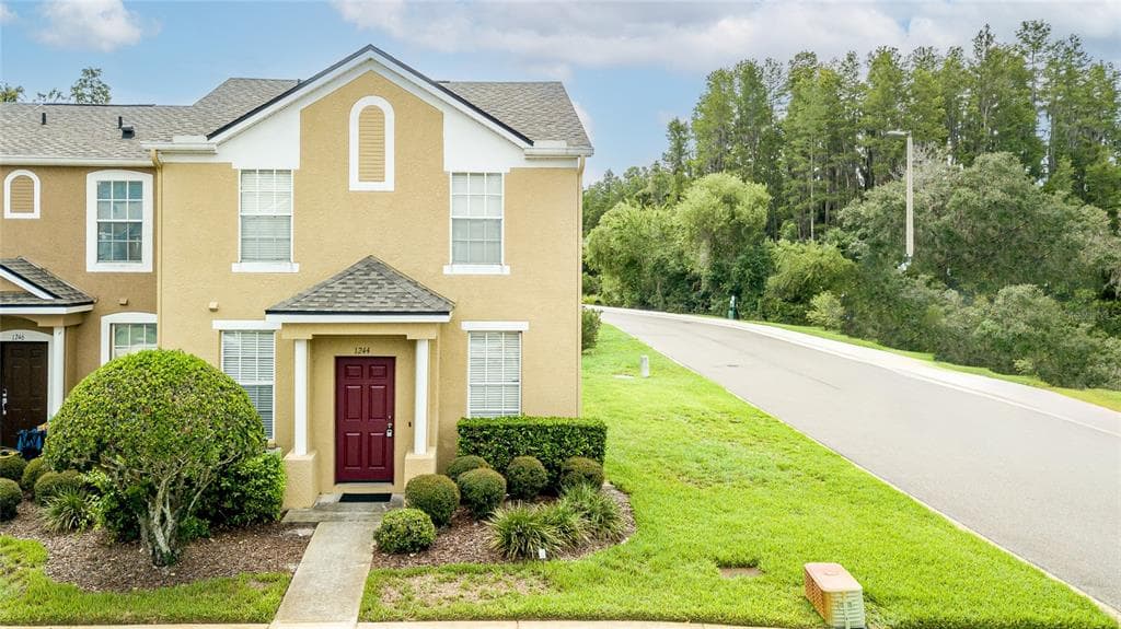 1244 CHARLESWORTH DRIVE WESLEY CHAPEL, FL 33543