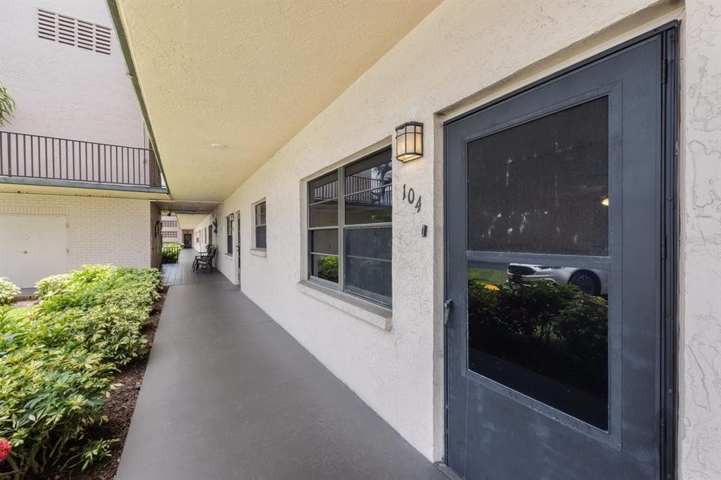 5971 TERRACE PARK DRIVE N UNIT 104 ST PETERSBURG, FL 33709