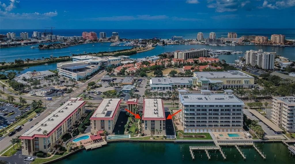 121 ISLAND WAY UNIT 345 CLEARWATER BEACH, FL 33767