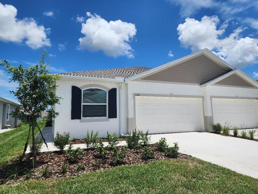 2365 BENDING BONSAI DRIVE WESLEY CHAPEL, FL 33543