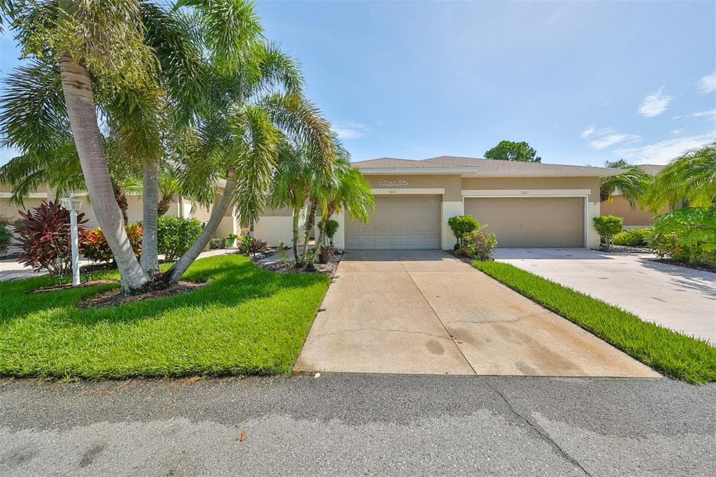 633 TREMONT GREENS LANE UNIT 16 SUN CITY CENTER, FL 33573