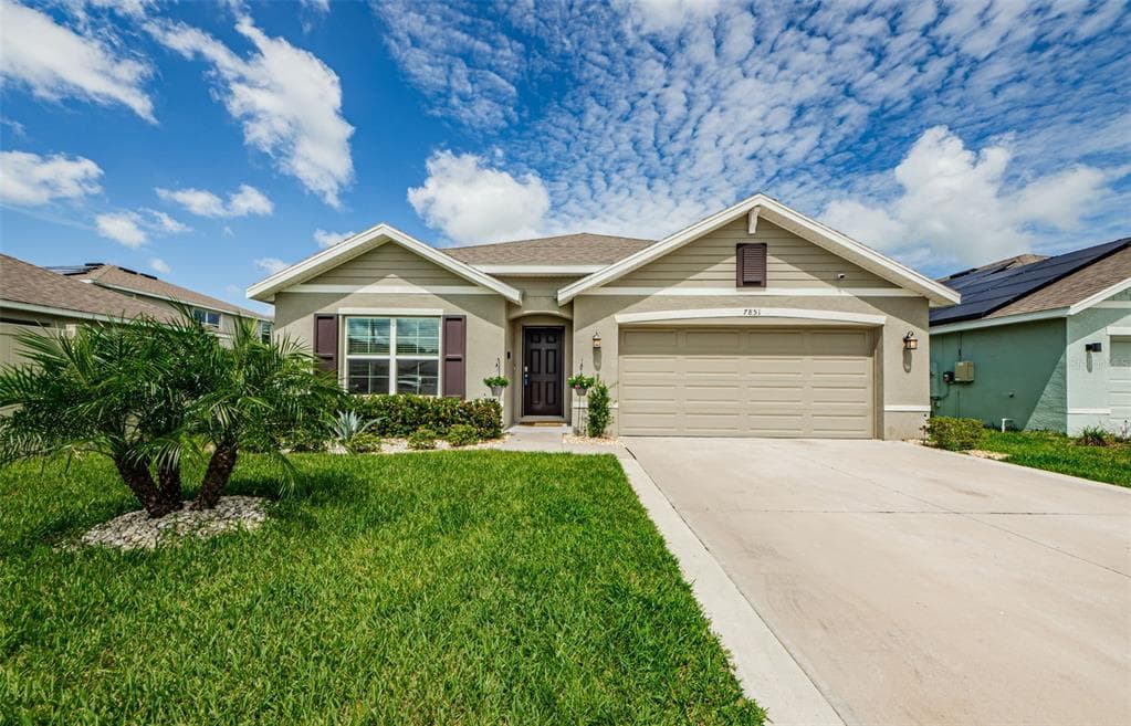 7851 BROAD POINTE DRIVE ZEPHYRHILLS, FL 33540
