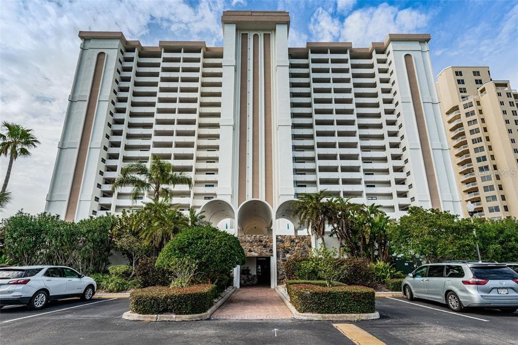 1230 GULF BOULEVARD UNIT 607