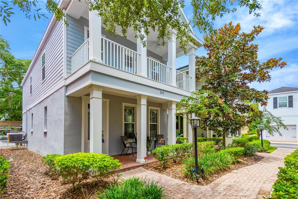 312 VISTA CRUISER LANE OLDSMAR, FL 34677