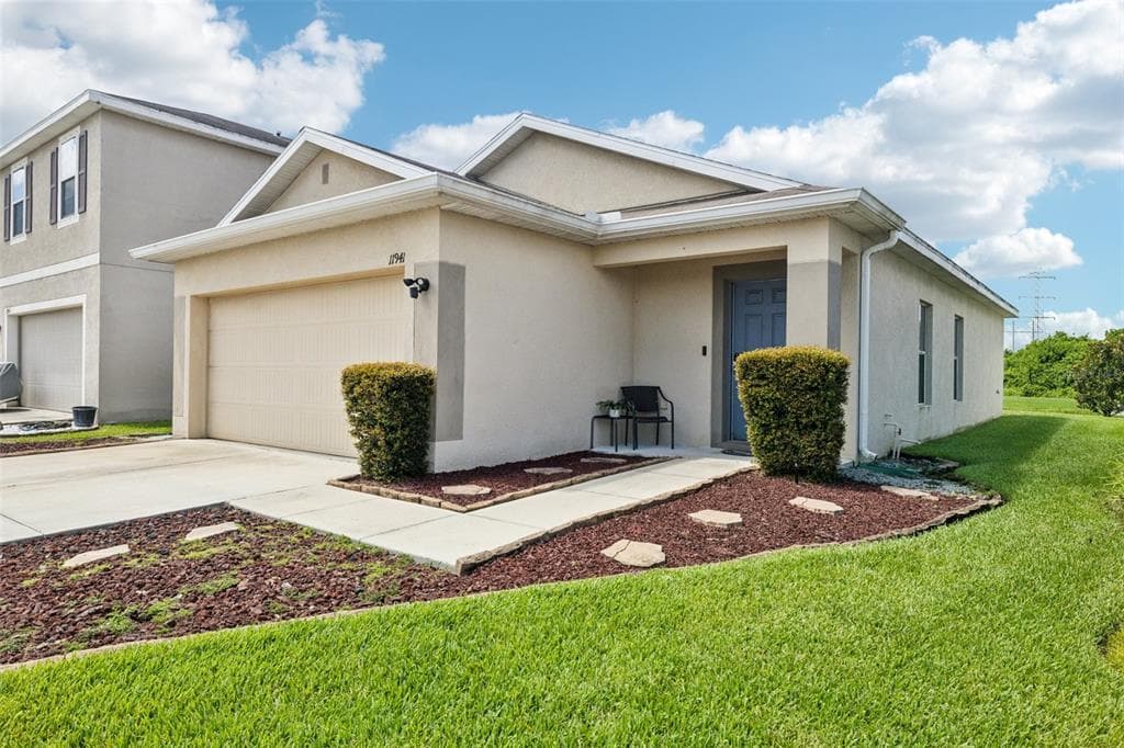 11941 GRAND KEMPSTON DRIVE GIBSONTON, FL 33534