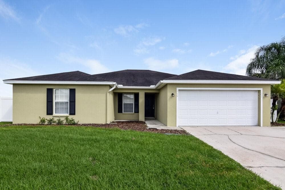 3539 TOWNE PARK BOULEVARD LAKELAND, FL 33811