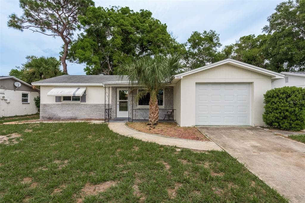 1420 WEYFORD LANE HOLIDAY, FL 34691