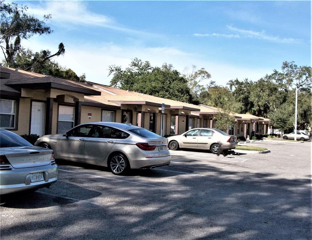 966 22ND AVENUE S UNIT 103 ST PETERSBURG, FL 33705