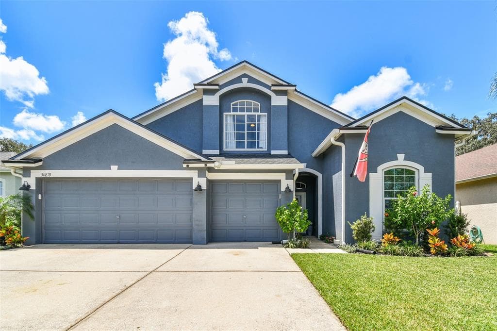 30819 LANESBOROUGH CIRCLE WESLEY CHAPEL, FL 33543