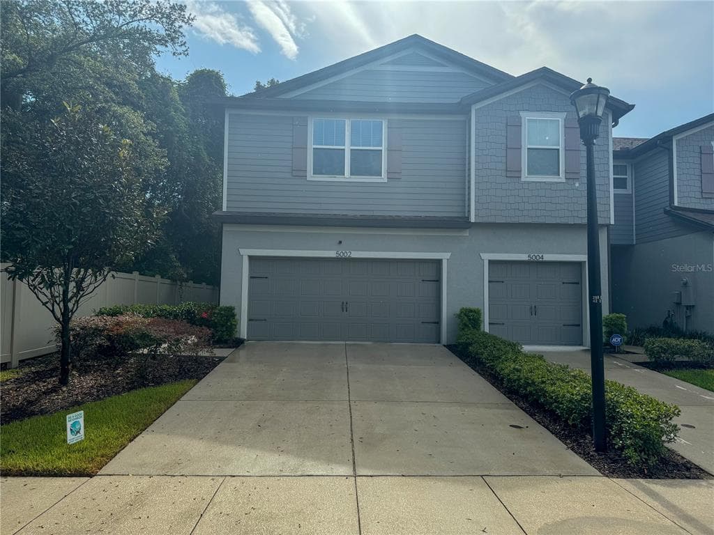 5002 SYLVESTER LOOP