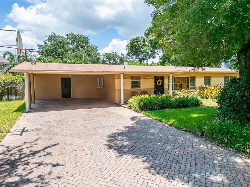 3211 W LEONA STREET TAMPA, FL 33629