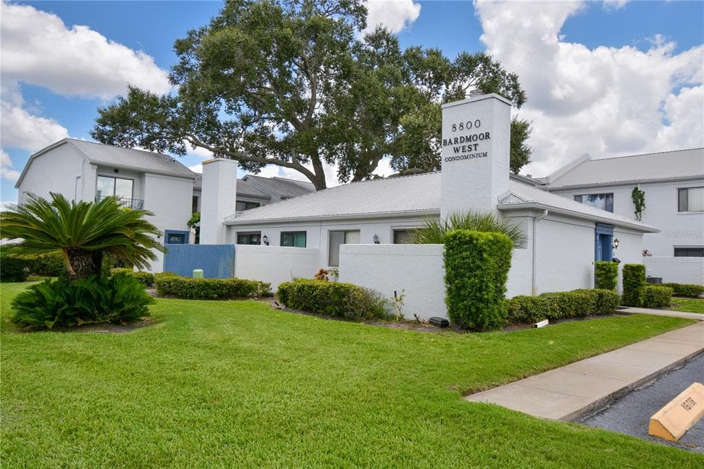 8800 BARDMOOR BOULEVARD UNIT 28 SEMINOLE, FL 33777