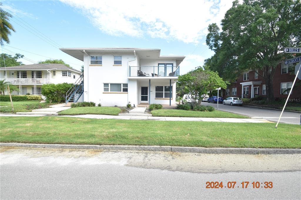 2101 W HILLS AVENUE UNIT Down TAMPA, FL 33606