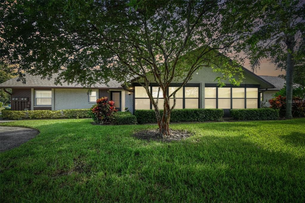 381 DURHAM COURT DUNEDIN, FL 34698
