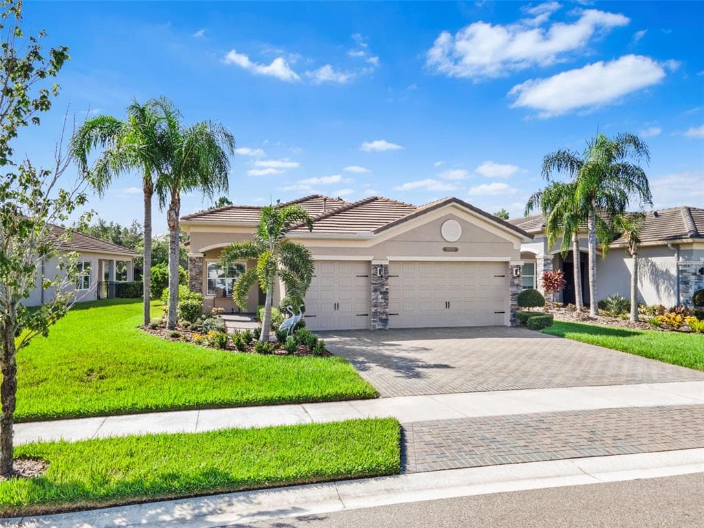 30356 TRISTANIA COURT WESLEY CHAPEL, FL 33543