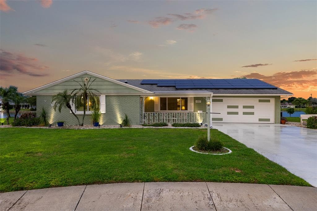 1007 ANDOVER CIRCLE SUN CITY CENTER, FL 33573