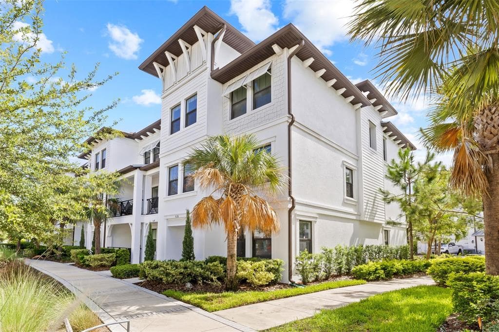 5120 BRIDGE STREET UNIT 6 TAMPA, FL 33611