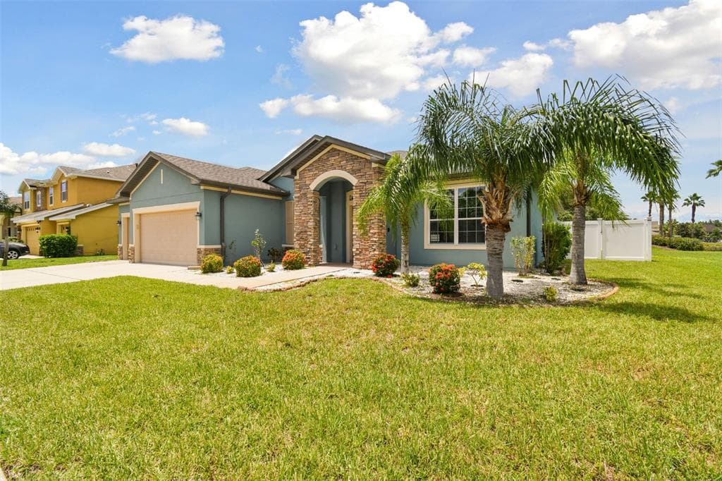 11705 NEWBERRY GROVE LOOP RIVERVIEW, FL 33579