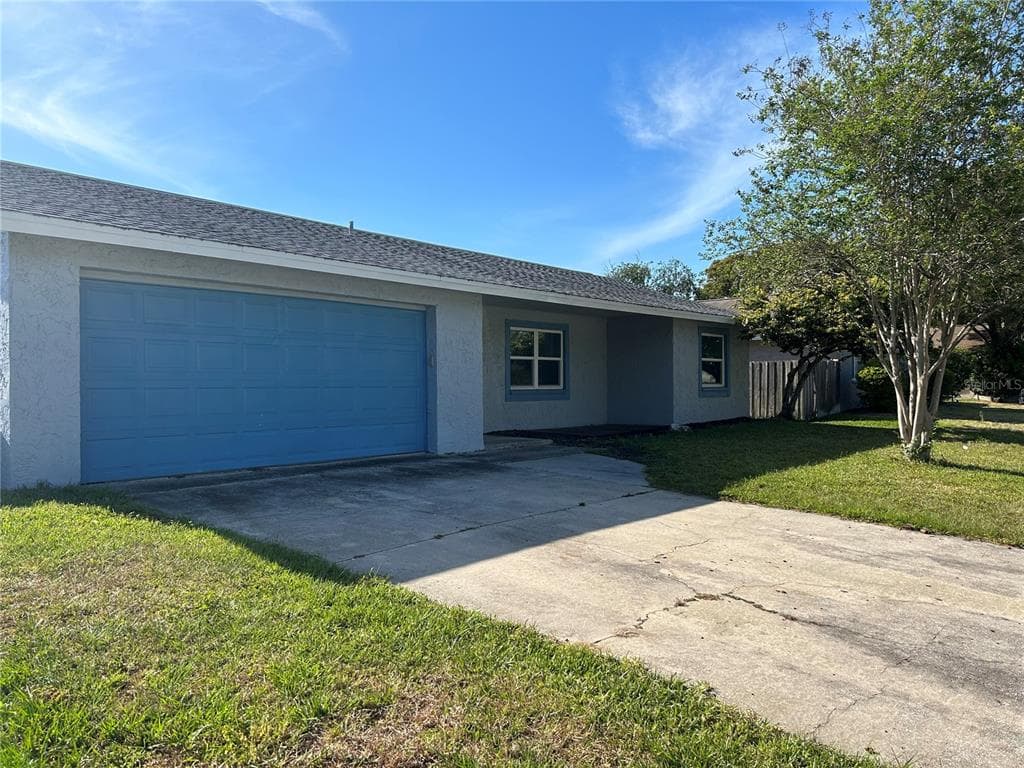 1574 REDWOOD AVENUE DUNEDIN, FL 34698