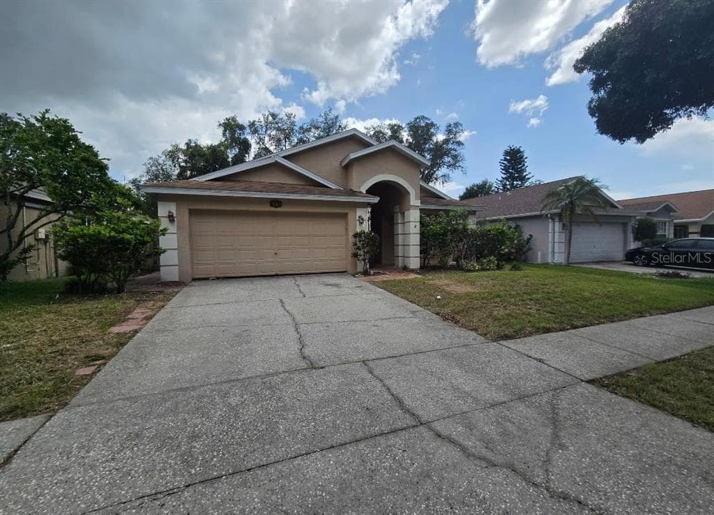 6806 SILVER BRANCH COURT TAMPA, FL 33625