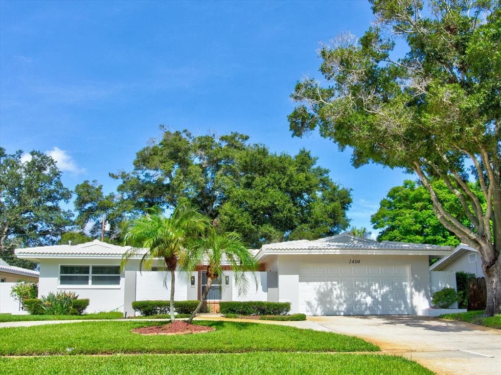 1404 AMBASSADOR DRIVE CLEARWATER, FL 33764