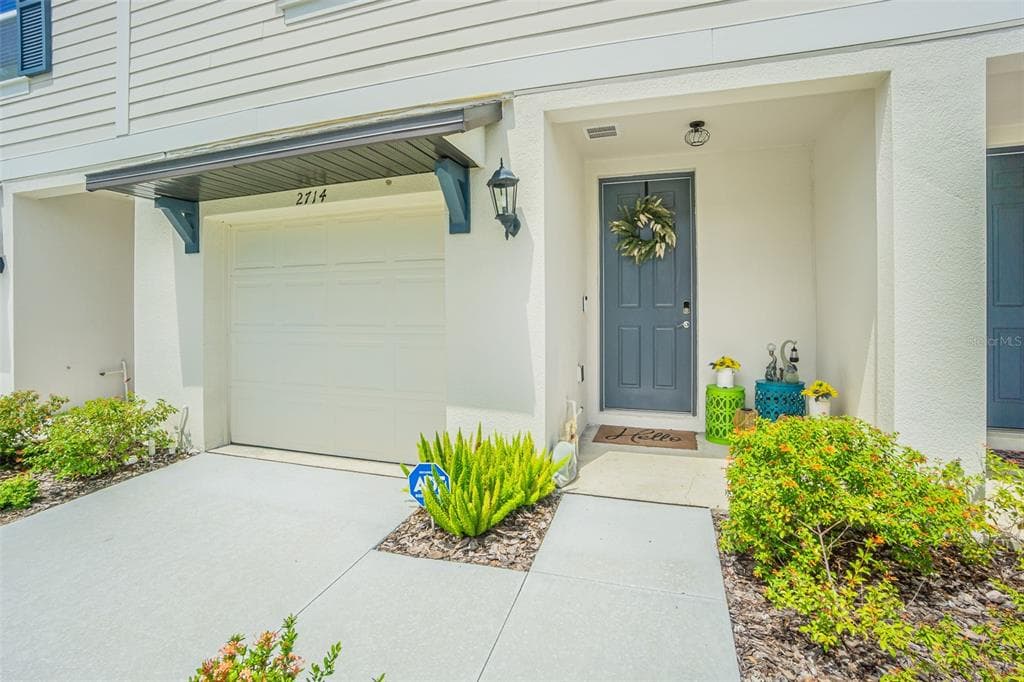 2714 CHESTNUT CREEK PLACE BRANDON, FL 33510