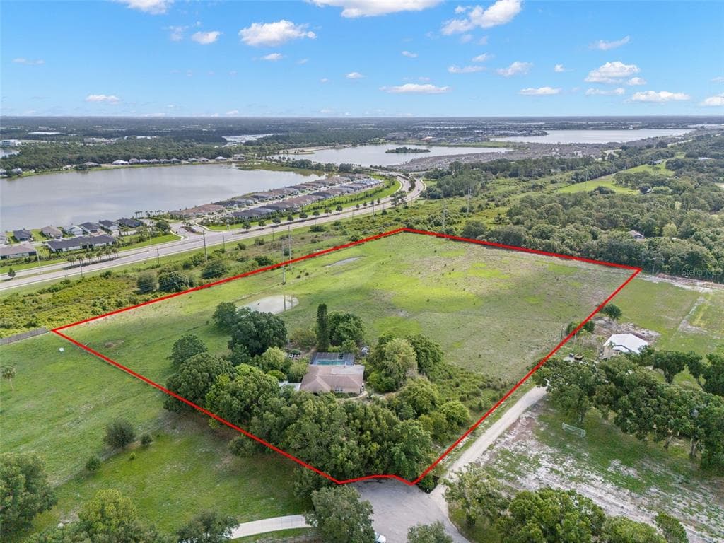 1664 FOX CREEK DRIVE SARASOTA, FL 34240