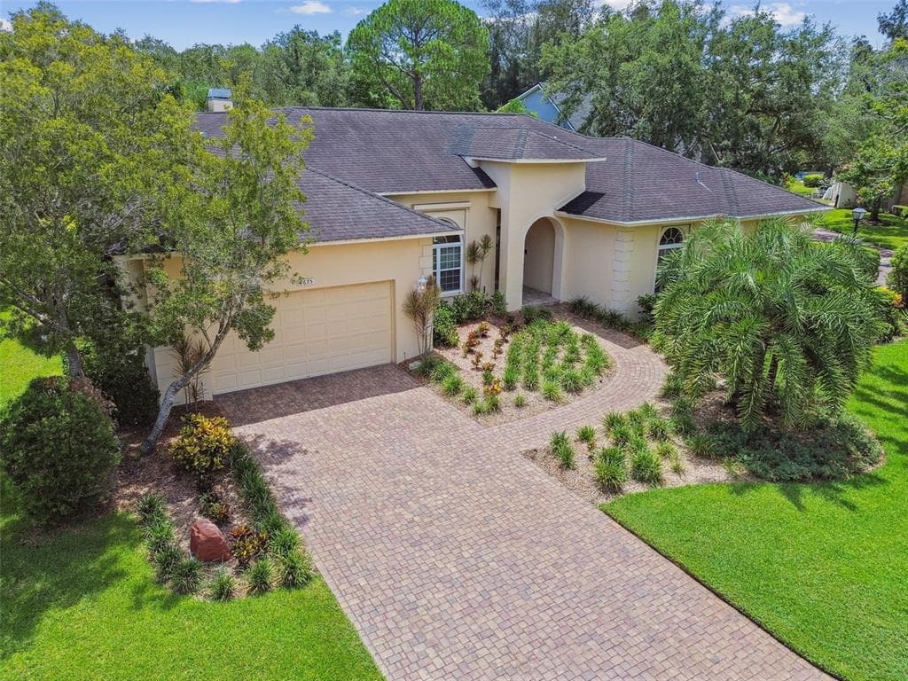 4675 WATERFORD COURT NE ST PETERSBURG, FL 33703