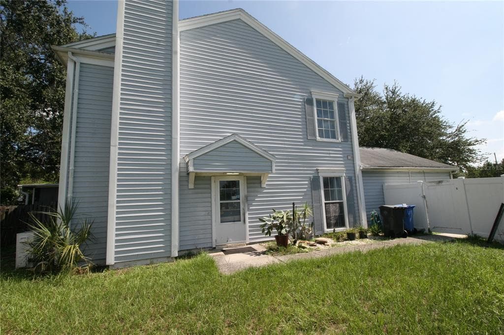 6102 OAK CLUSTER CIRCLE TAMPA, FL 33634