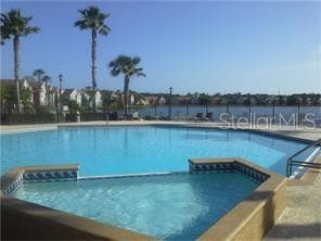 9284 LAKE CHASE ISLAND WAY TAMPA, FL 33626