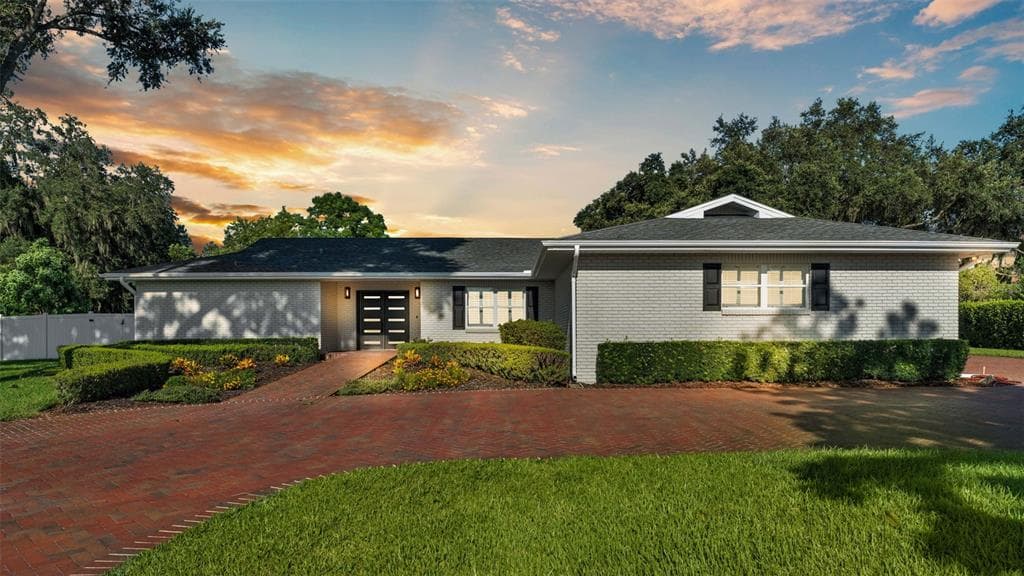 659 HOWARD AVENUE LAKELAND, FL 33815