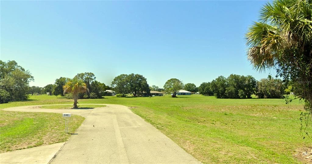 7409 SPRING COURT SEBRING, FL 33876
