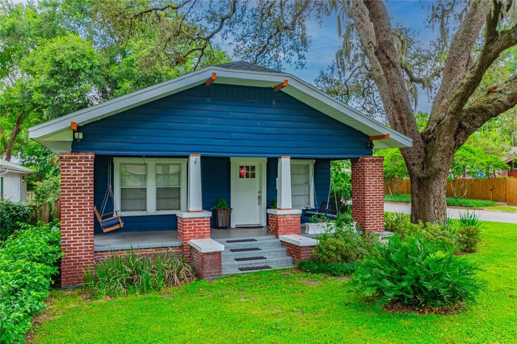 1028 E POWHATAN AVENUE TAMPA, FL 33604