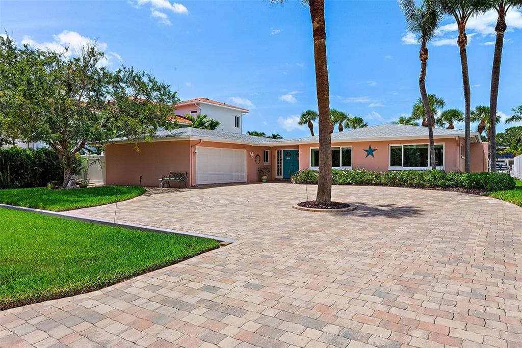 296 4TH AVENUE N TIERRA VERDE, FL 33715