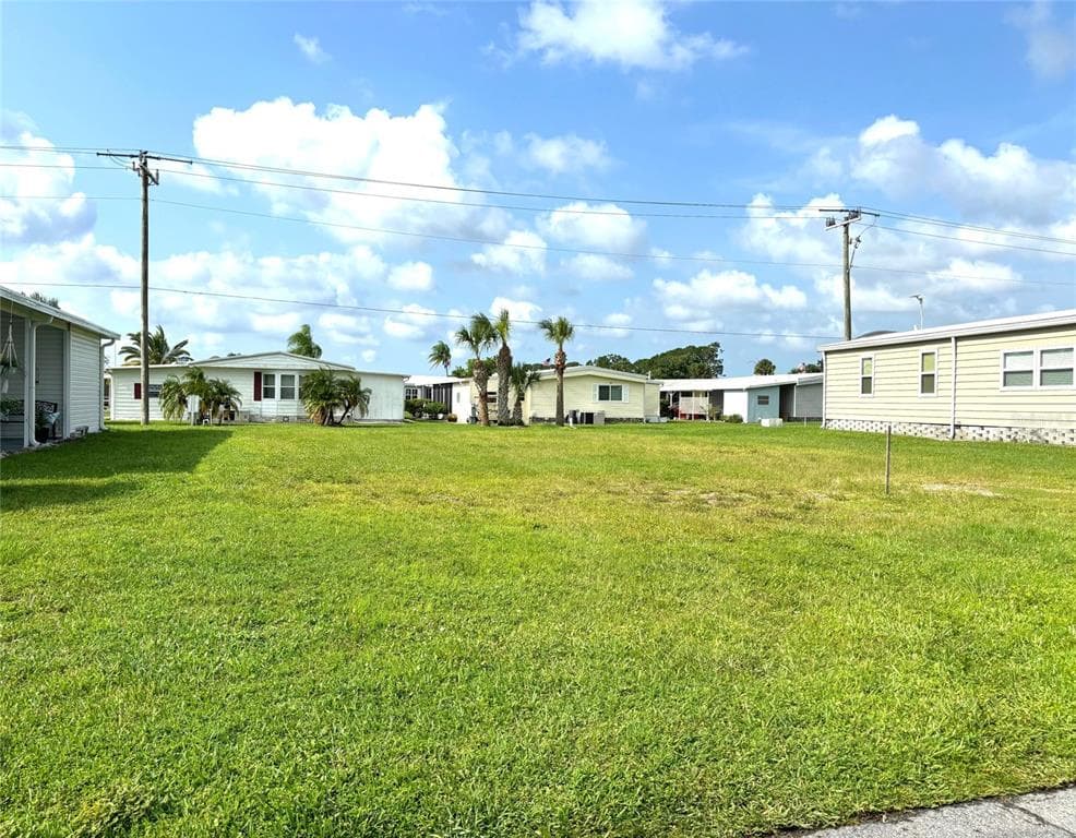 256 HIBISCO DRIVE NORTH PORT, FL 34287