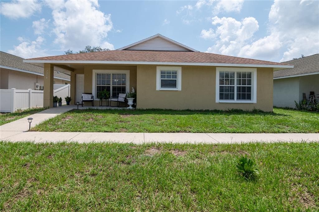 2310 PLEASURE RUN DRIVE RUSKIN, FL 33570