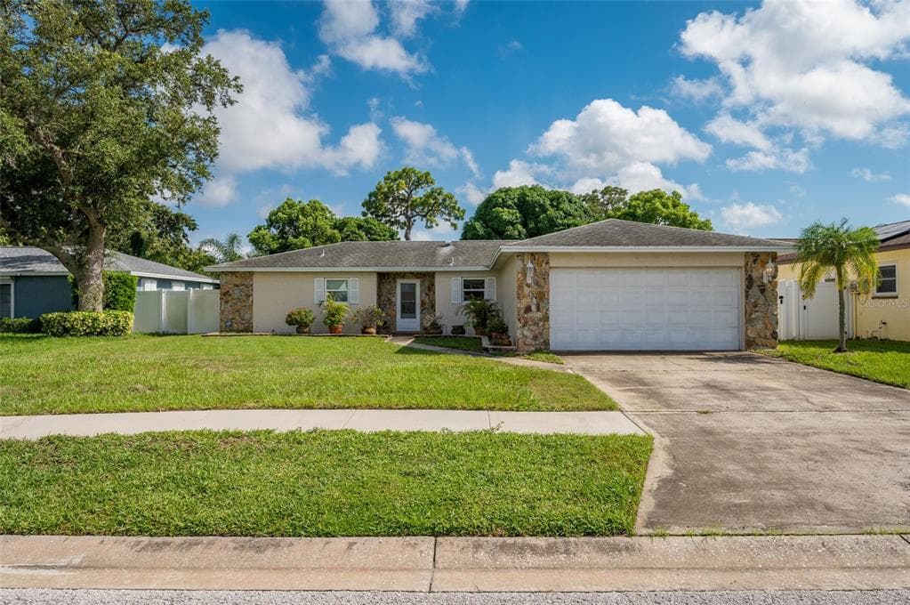 11058 112TH AVENUE SEMINOLE, FL 33778