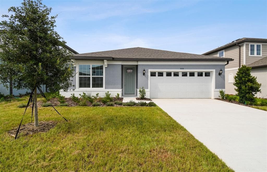 933 SILVERLAKE BOULEVARD LAKE ALFRED, FL 33850