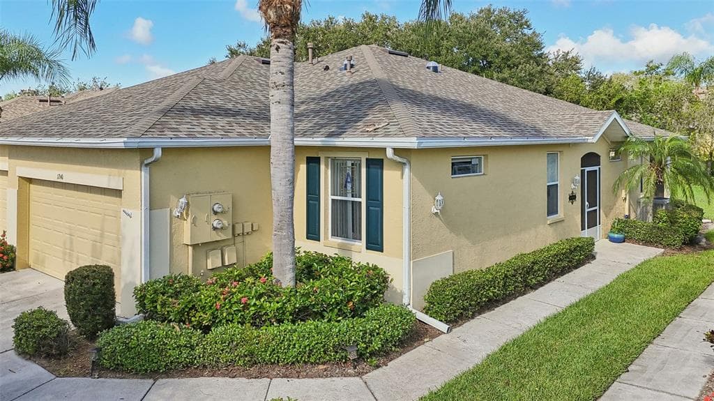 1240 FAIRWAY GREENS DRIVE