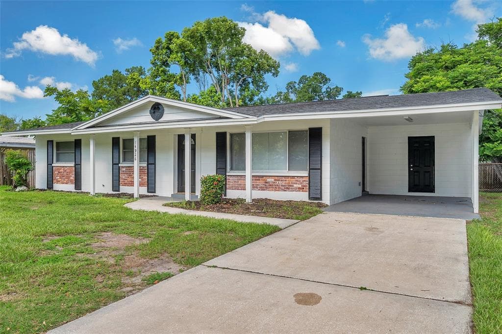 14926 N BOULEVARD TAMPA, FL 33613
