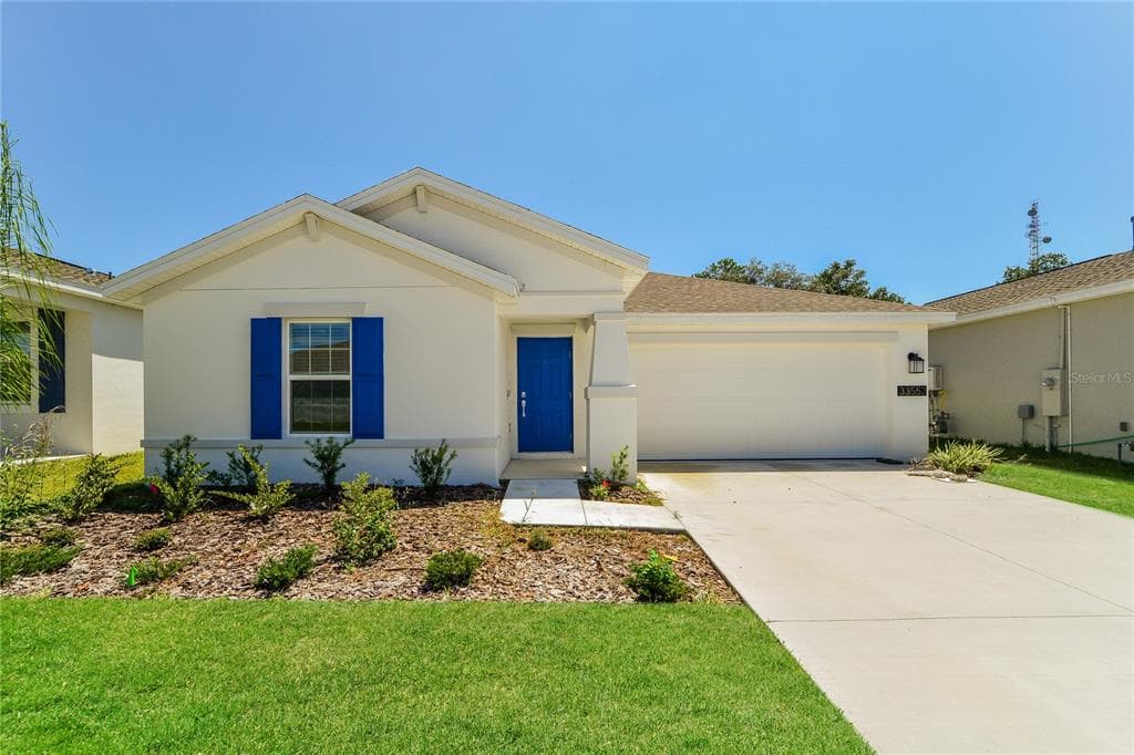 33552 SKY BLOSSOM CIRCLE LEESBURG, FL 34788