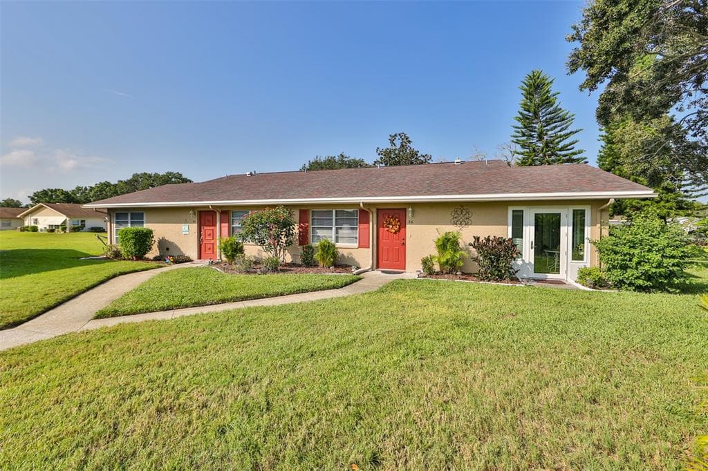1904 CANTERBURY LANE UNIT 26 SUN CITY CENTER, FL 33573