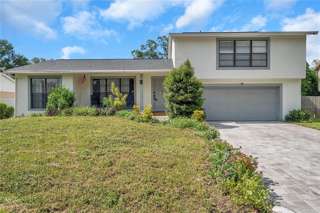15831 KNOLLVIEW DRIVE TAMPA, FL 33624