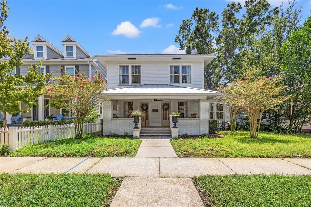 1126 16TH AVENUE N ST PETERSBURG, FL 33704