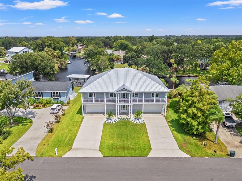 5145 S MYSTIC POINT HOMOSASSA, FL 34448