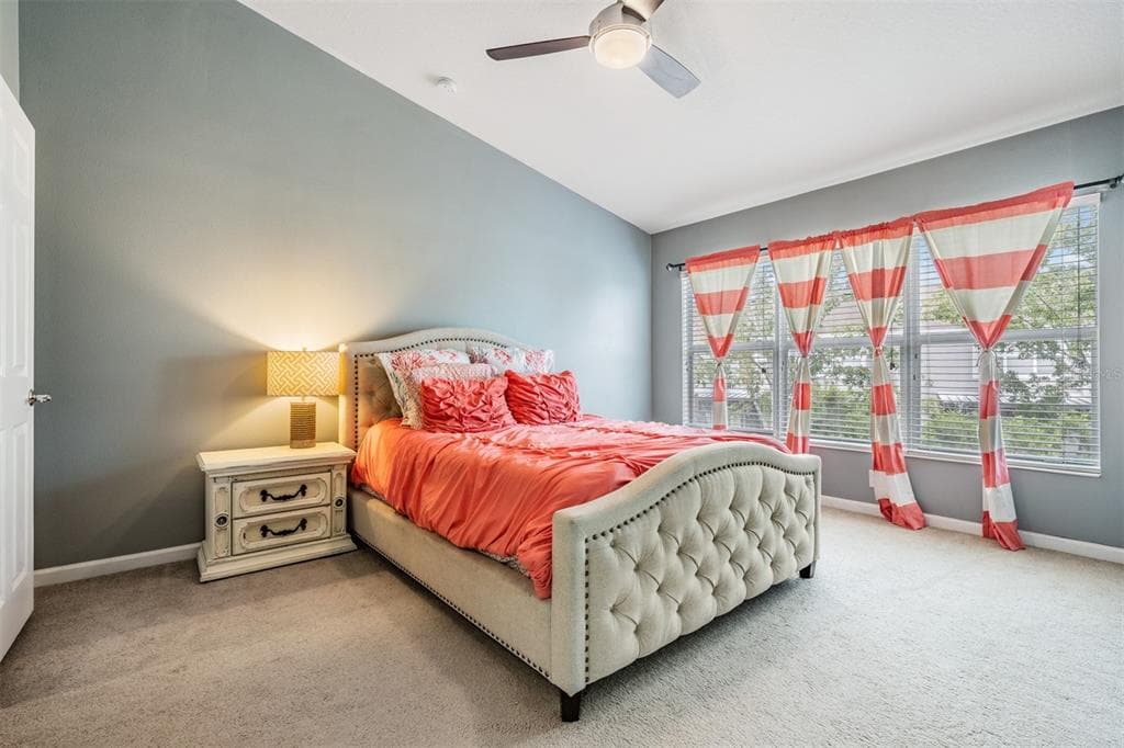 10227 ESTERO BAY LANE TAMPA, FL 33625