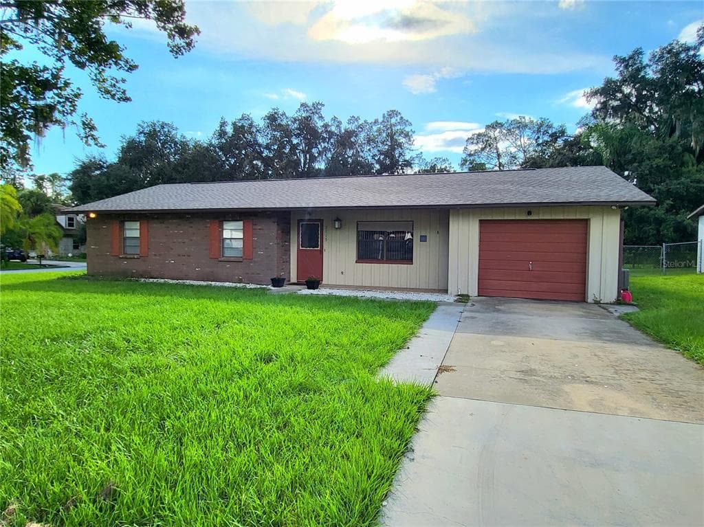 2715 SHADECREST ROAD LAND O LAKES, FL 34639