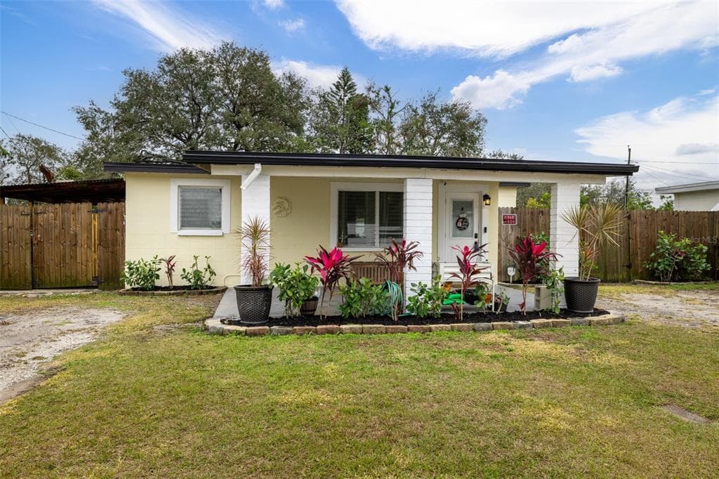 10526 119TH AVENUE LARGO, FL 33773