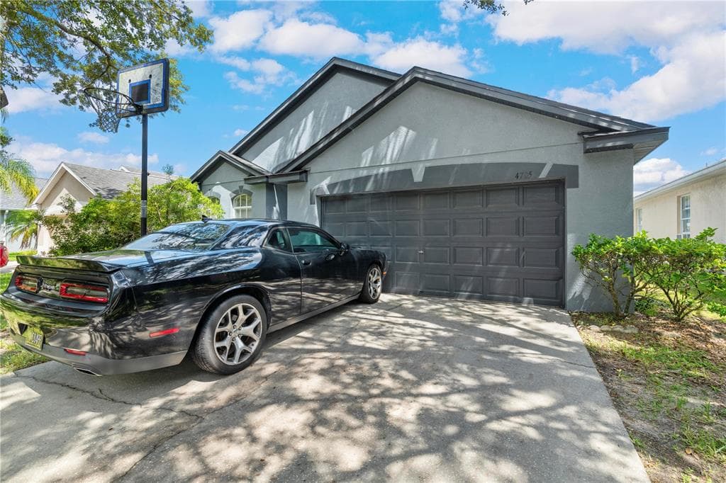 4705 WHISPERING WIND AVENUE TAMPA, FL 33614