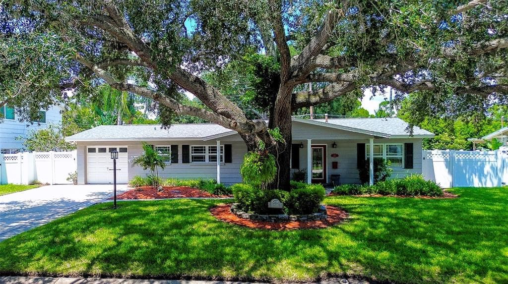 1431 85TH AVENUE N ST PETERSBURG, FL 33702